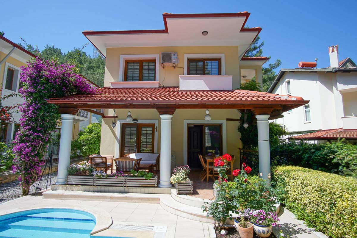 Seasonal Villa within Walking Distance of D-Marine