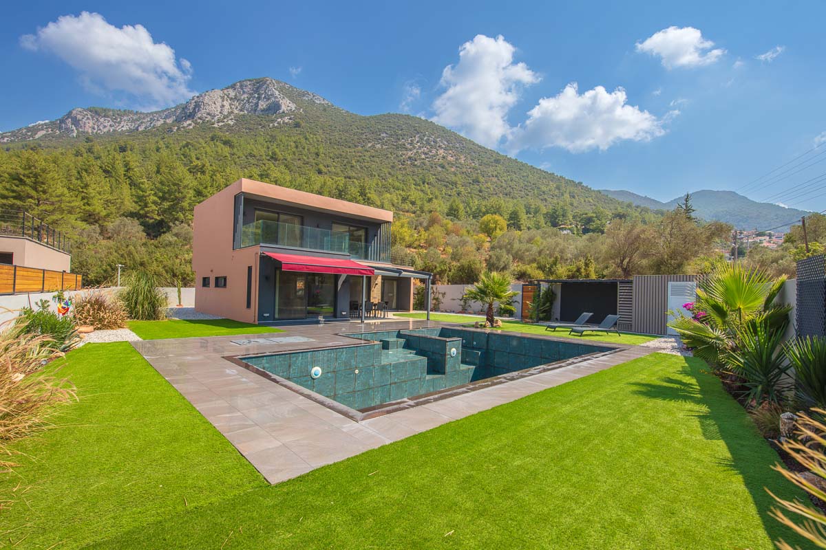 Detached Villa with Private Pool in Yeşil Üzümlü – Embrace Nature’s Serenity