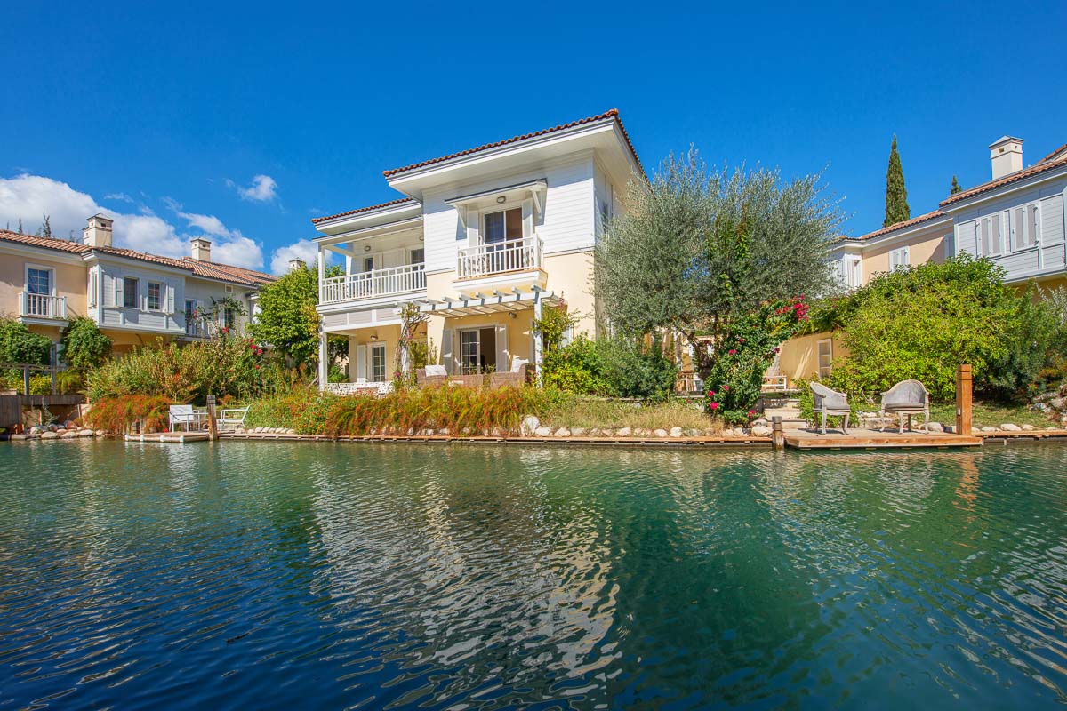 Unique 2+1 waterside Semi-Detached Villa in Göcek’s Prestigious Portville Site