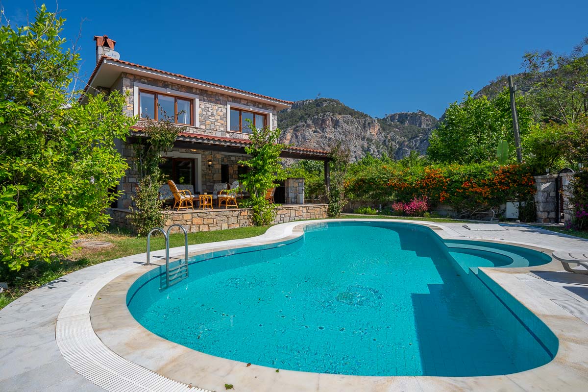 4+1 Private Pool Villa for Annual Rent in Göcek, Below the Main Road