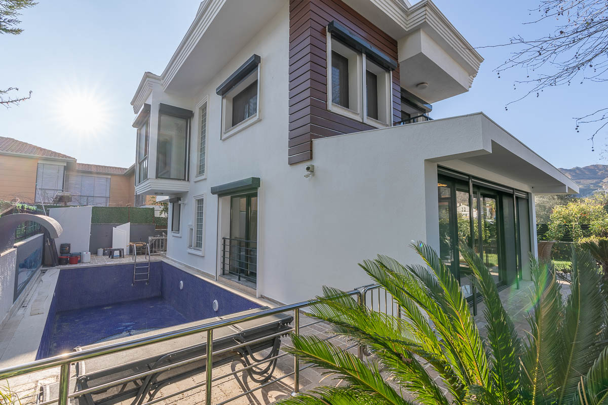 Detached Triplex Villa for Sale in Göcek Center