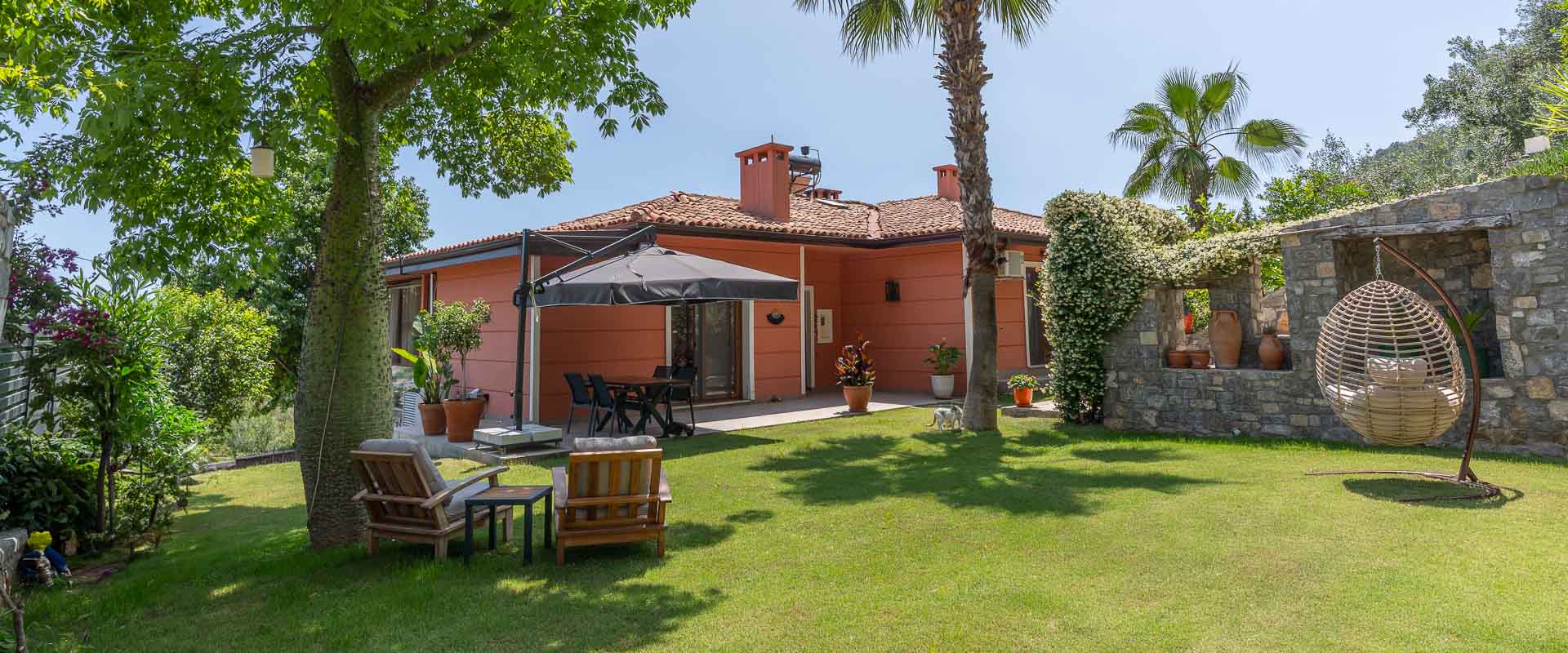 Renovated Villa with Garden