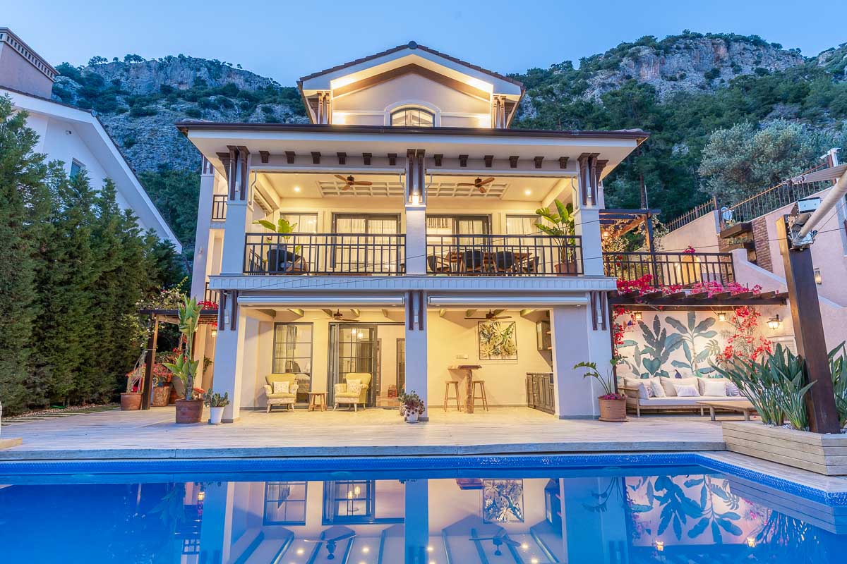 Elegant Hillside Villa with Pool