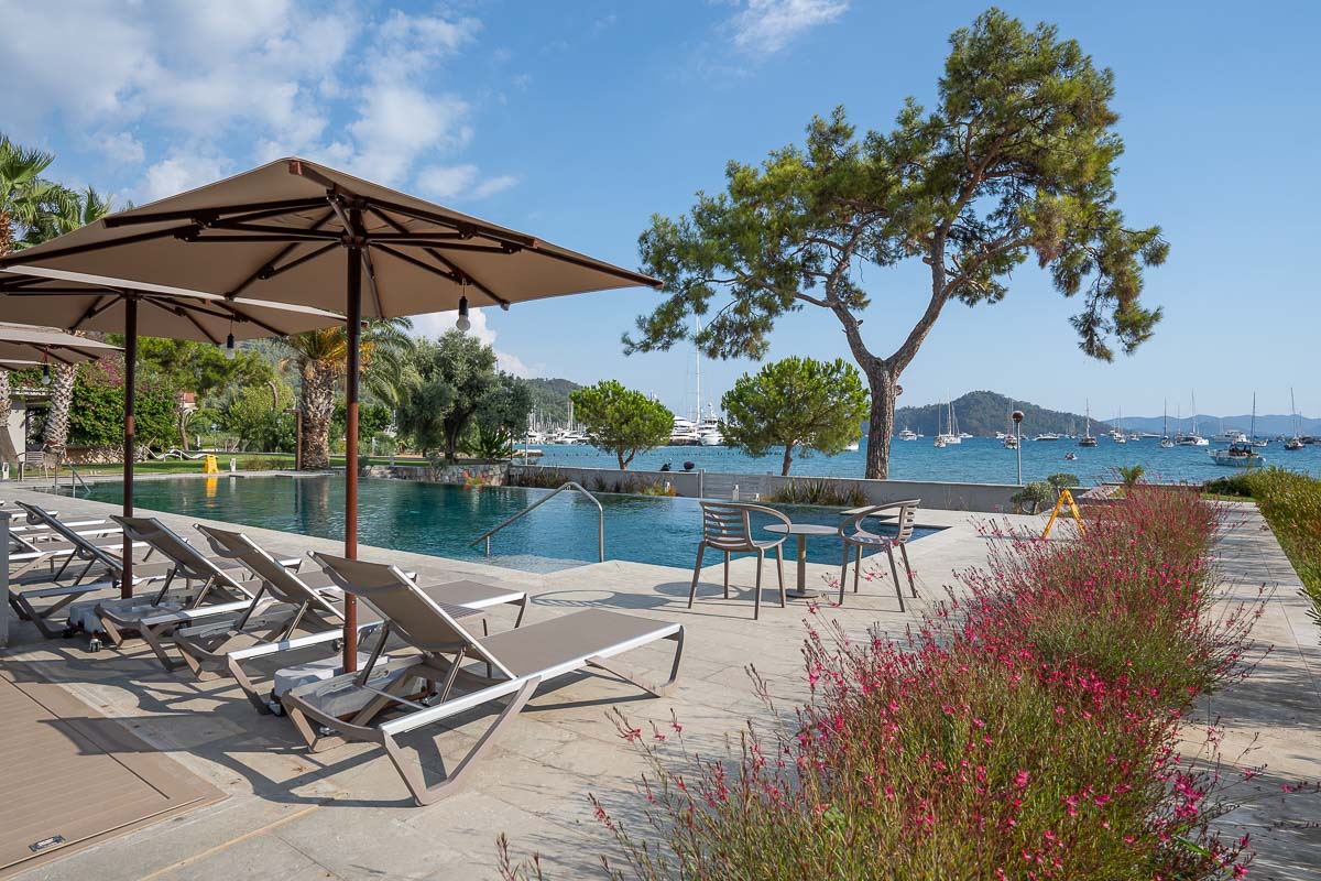 Seafront Summer Apartment in Göcek