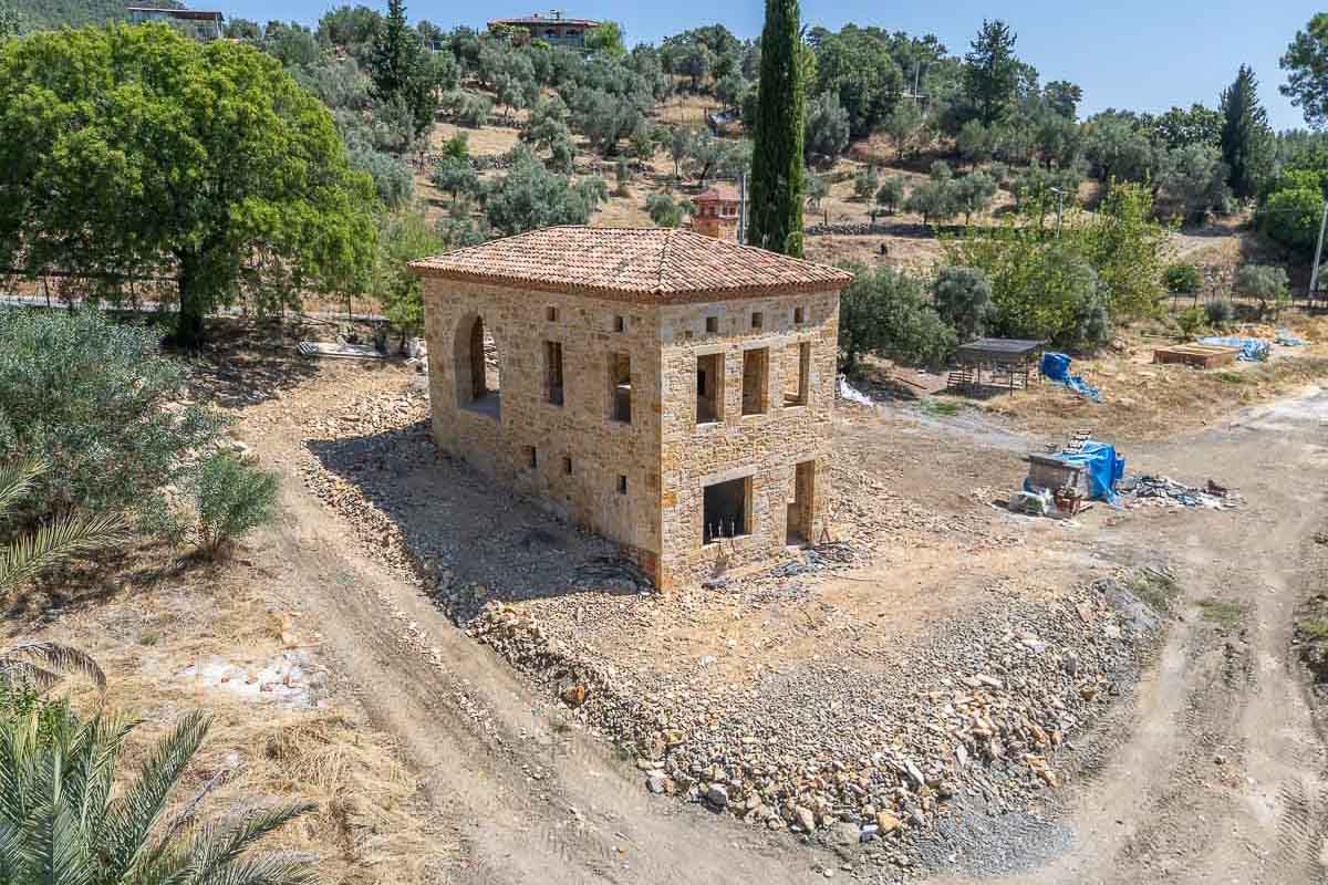 Charming Stone Villa – 15 Min from Göcek on 5,140 m² Land