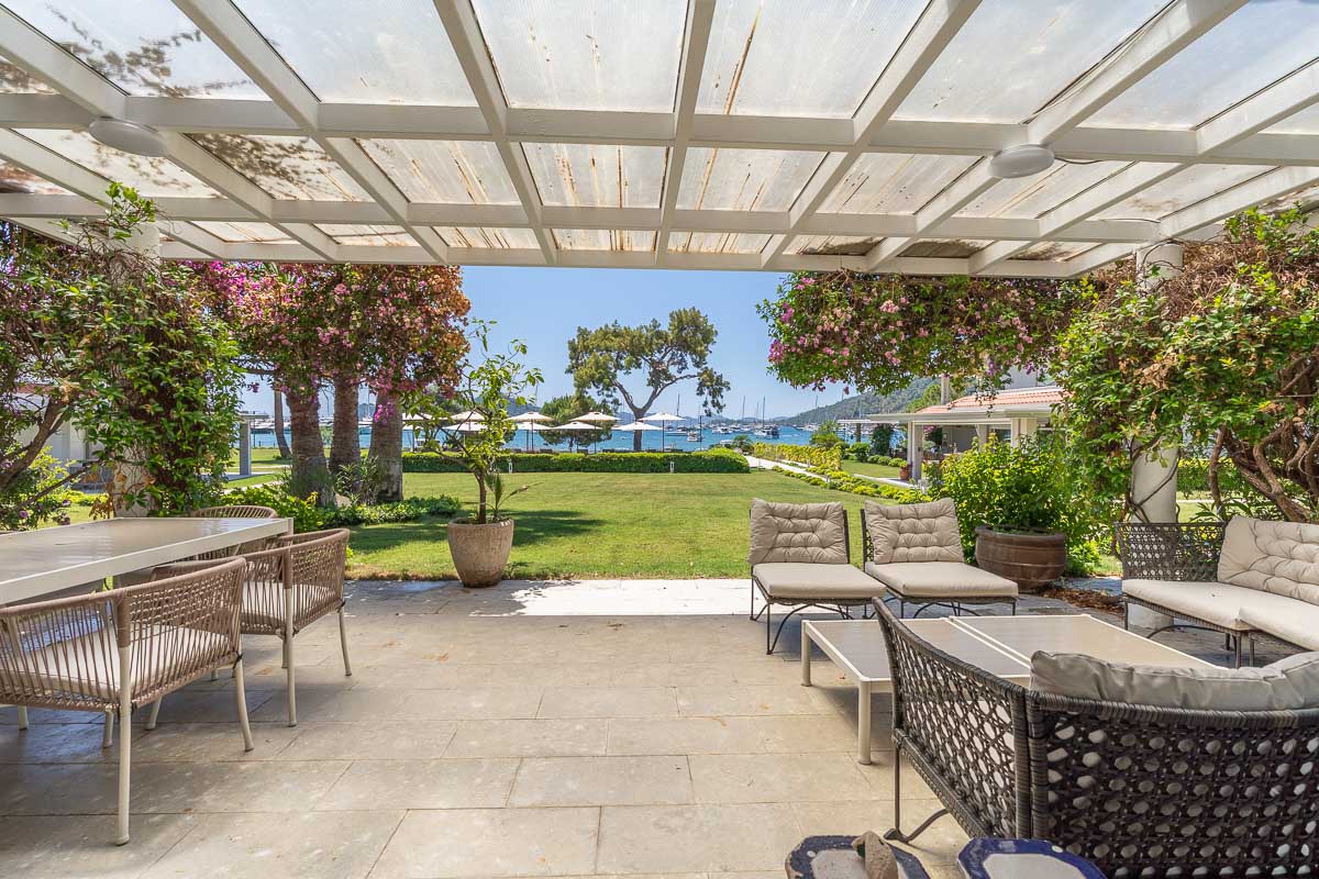 Seasonal Rental with Sea View