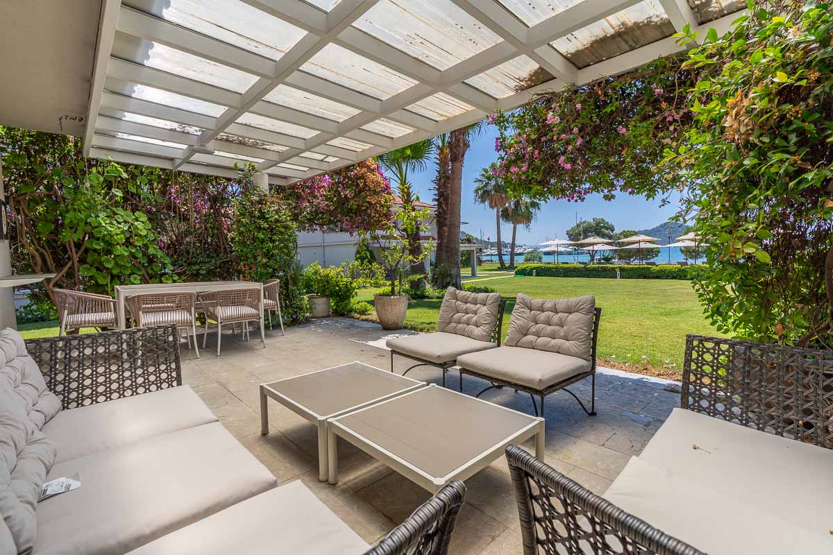 Seasonal Rental with Sea View