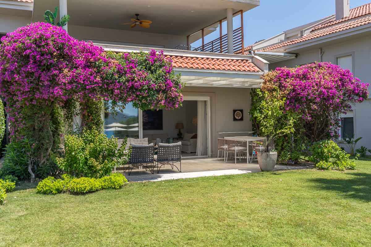 Seasonal Rental with Sea View