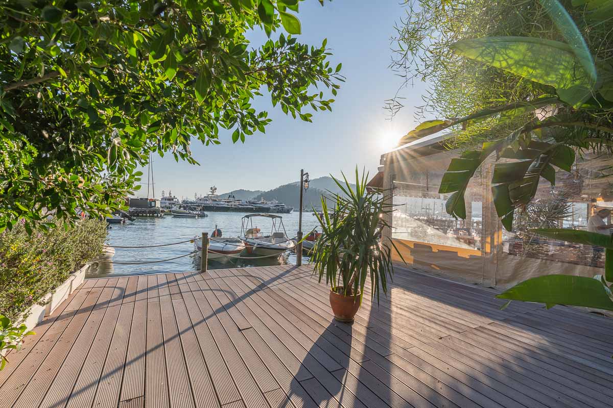 Seafront Commercial Property in Göcek