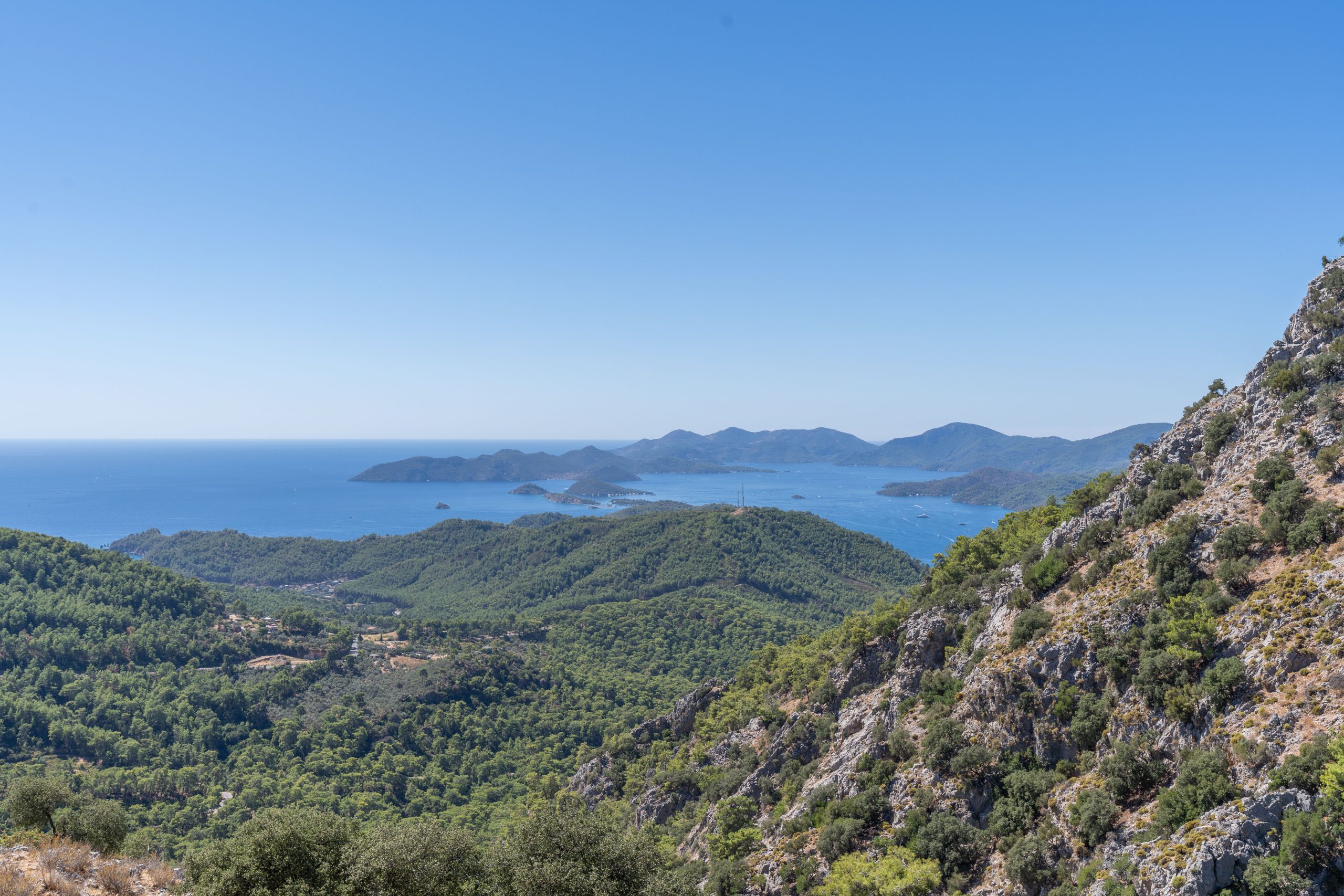 1495 m² Panoramic Sea-View Land