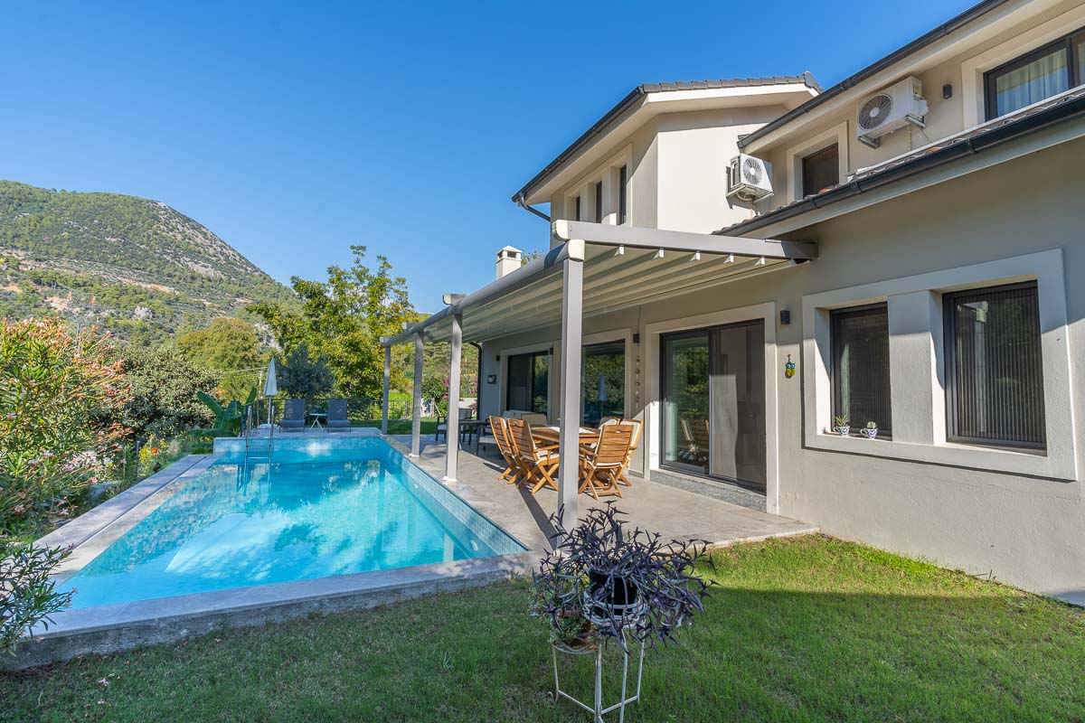 Private Garden Villa in İnlice