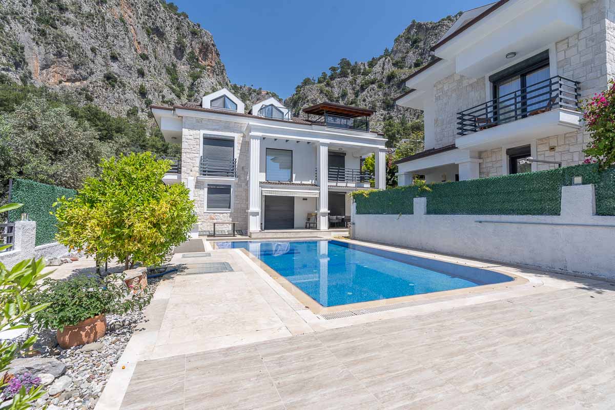 Sea View Detached Villa in Gocek