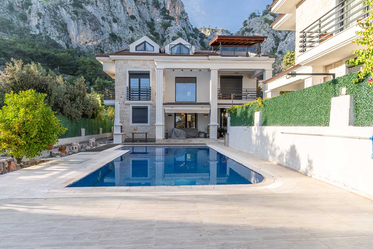 Sea View Detached Villa in Gocek