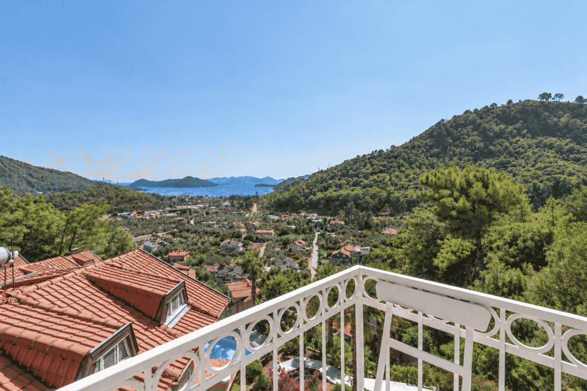 Sea View Duplex Apartment in Göcek